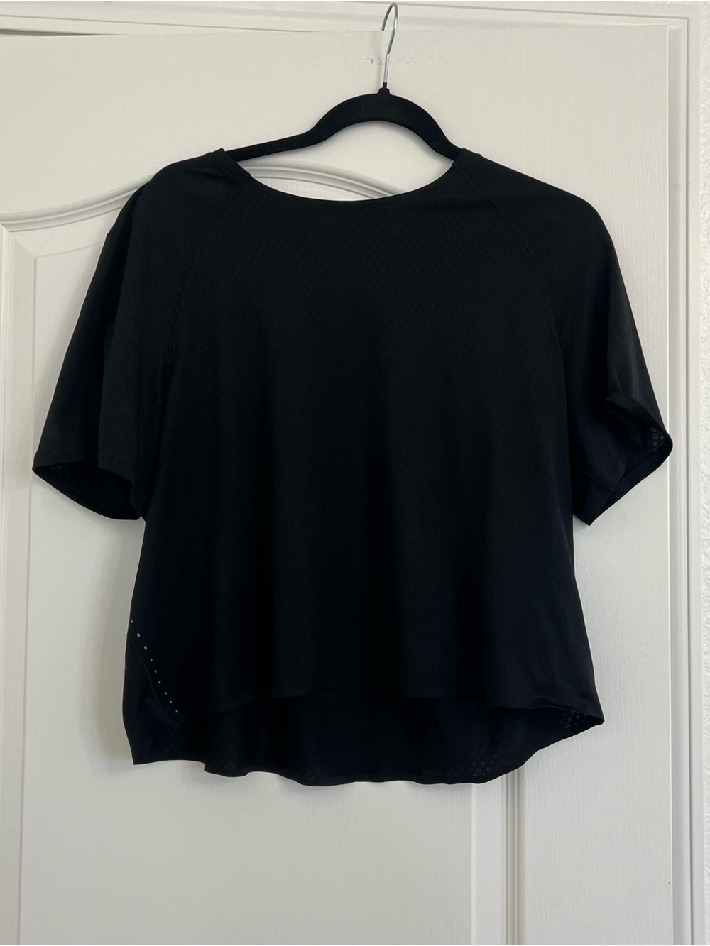 lululemon athletica Black Short-Sleeve Performance Tee